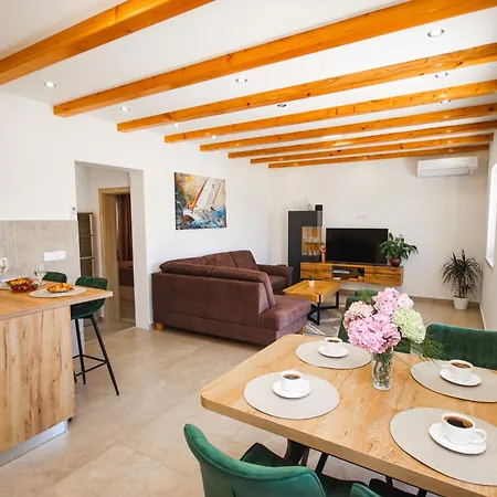 House Konavle Ferienhaus *
